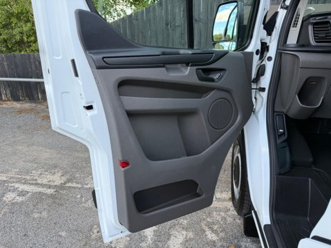 Ford Transit Custom 300 LEADER P/V ECOBLUE 17