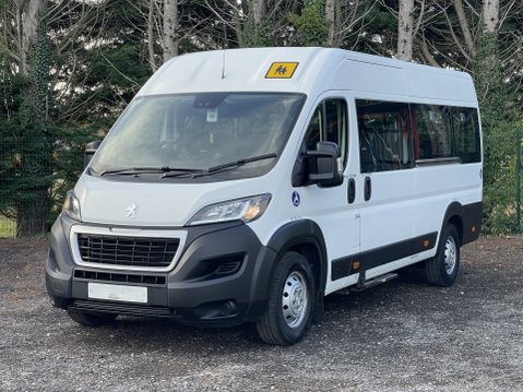 Peugeot Boxer 440 L4H2 17seat MINIBUS LITE NON-D1 with Telescopic Ramps. ULEZ E6. 1