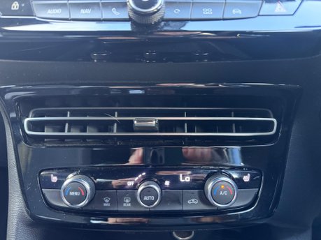 Vauxhall Mokka Electric ULTIMATE 19
