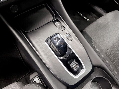 Nissan Qashqai 1.5 h e-POWER N-Connecta SUV 5dr Petrol Hybrid Auto Euro 6 (s/s) (190 ps) A 17