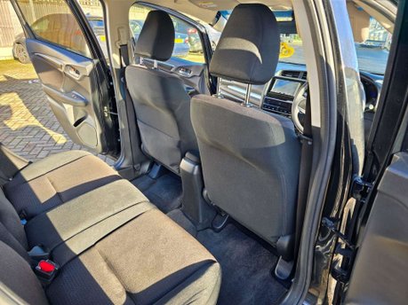 Honda Jazz 1.5 h i-MMD Crosstar EX eCVT Euro 6 (s/s) 5dr 30