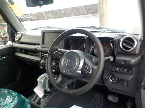 Suzuki Jimny Nomade 5 Door FC 4WD ALLGRIP 1.5 AUTO + JC74W NEW DELIVERY MILEAGE 11