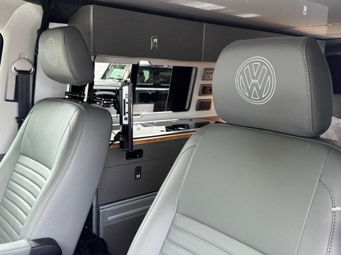 Volkswagen Transporter T28 TDI P/V HIGHLINE 27