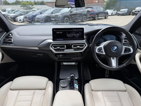 BMW Ix3 80kWh M Sport Pro SUV 5dr Electric Auto (286 ps) 30