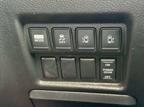 Nissan Elgrand Highway Star 15
