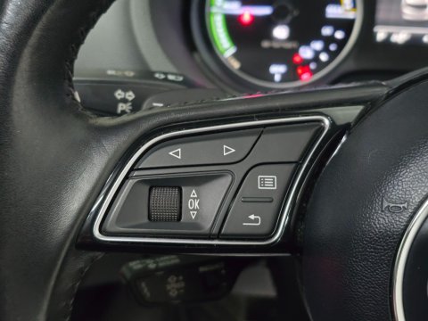 Audi A3 1.4 TFSI e-tron Sportback e-S Tronic Euro 6 5dr 8.8kWh 29