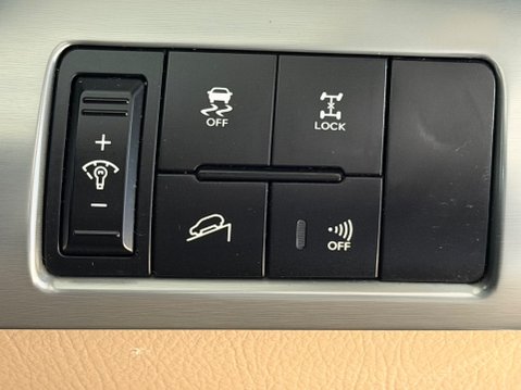 Kia Sorento KX-3 SAT NAV CRDI 25