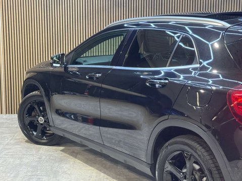 Mercedes-Benz GLA 2.1 GLA 200 Sport Premium+ D Auto 5dr 27