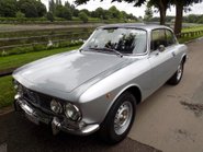 Alfa Romeo GT 1300 Junior 4