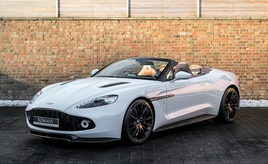 Aston Martin Zagato Vanquish Volante 8