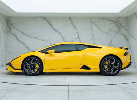 Lamborghini Huracan Tecnica 2