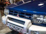 Mitsubishi Pajero 45
