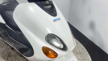 Yamaha Majesty YP 1999 21K SPARES OR REPAIR LEARNER 125CC PROJECT BIKE SCOOTER 18