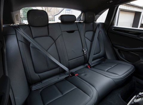 Porsche Macan GTS 14