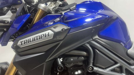 Triumph Explorer 1215 2012 only 25k full luggage arrow exhaust new MOT tourer 17