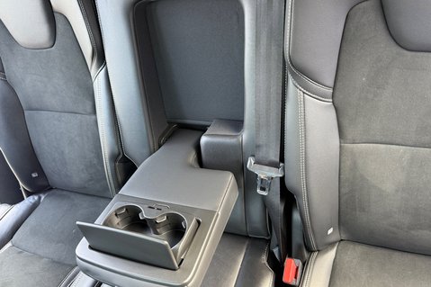 Volvo XC90 RECHARGE T8 R-DESIGN AWD -  PLUG IN HYBRID - CARPLAY -ADAPTIVE CRUISE 60