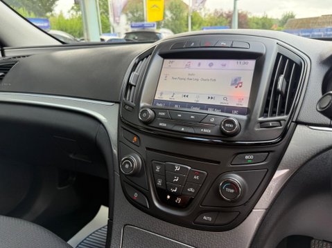 Vauxhall Insignia 1.6 CDTi ecoFLEX Design Nav Euro 6 (s/s) 5dr 28