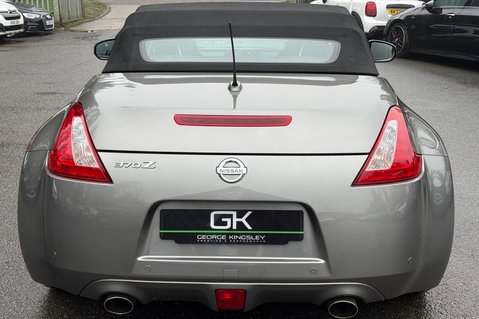 Nissan 370Z V6 GT AUTOMATIC ROADSTER - VERY RARE AUTO CONVERTIBLE 10