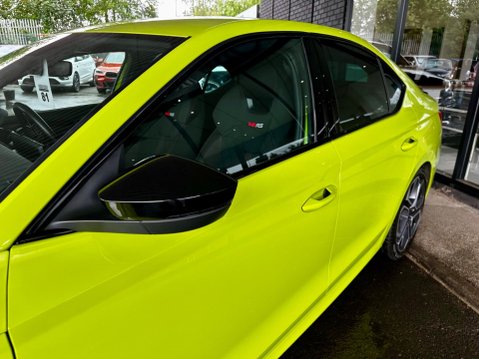 Skoda Octavia 2.0 TSI vRS DSG Euro 6 (s/s) 5dr 25
