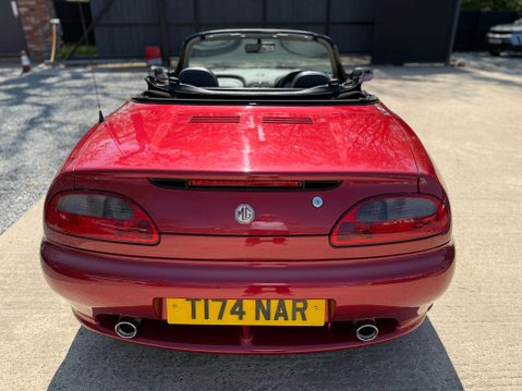 MG MGF 1.8i Convertible 2dr Petrol Manual (178 g/km, 118 bhp) 27