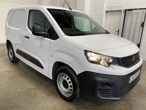 Peugeot Partner BLUEHDI PROFESSIONAL PREMIUM PLUS L1 3