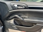 Porsche Cayenne DIESEL 4.2 V8 S TIPTRONIC S 12