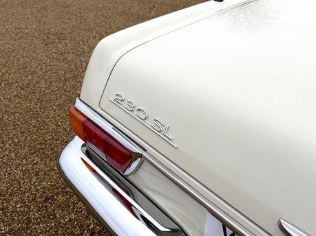 Mercedes-Benz SL Series 230SL Pagoda 29