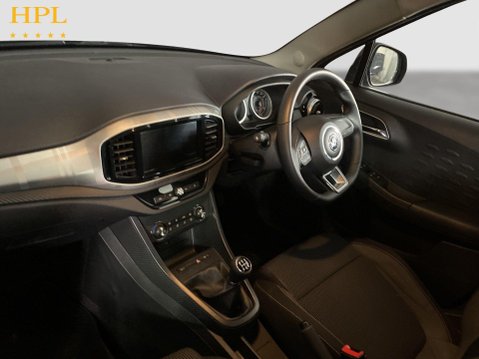 MG MG3 1.5 VTi-TECH Excite Hatchback 5dr Petrol Manual Euro 6 (s/s) (106 ps) Air C 14