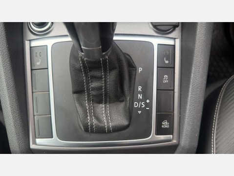 Volkswagen Amarok 2.0 Amarok Ultimate TDI 4Motion Auto 4WD 21