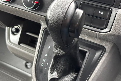 Volkswagen Crafter CR35 L2 H1 Mwb Lr 177 ps Tdi Trendline DSG Panel Van 36