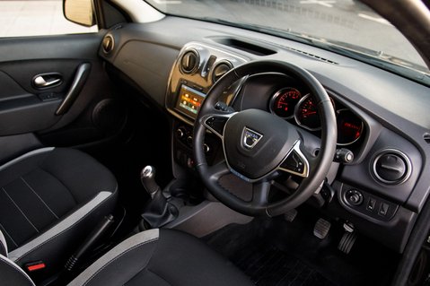 Dacia Sandero Stepway COMFORT TCE 4