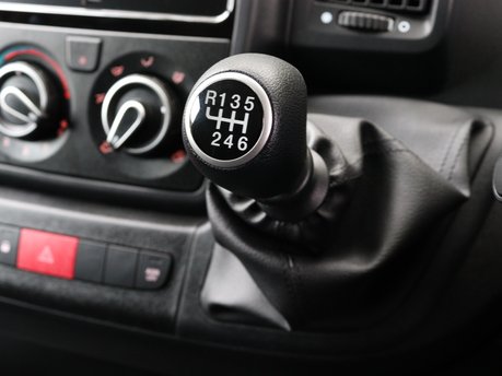 Vauxhall Movano L3H2 F3500 Prime 18