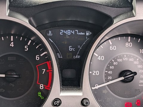 Nissan Juke TEKNA 30