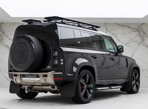 Land Rover Defender 110 P400 X 7