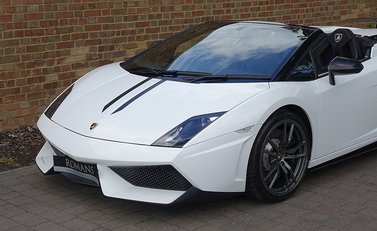 Lamborghini Gallardo LP 570-4 Performante Spyder 9