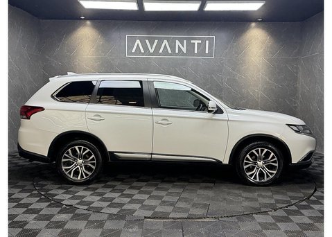 Mitsubishi Outlander 2.2 DI-D 3 SUV 5dr Diesel Manual 4WD Euro 6 (s/s) (147 ps) 9