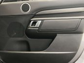 Land Rover Discovery 3.0 Discovery HSE SD6 Auto 4WD 9