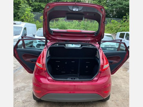 Ford Fiesta 1.4 Zetec Hatchback 5dr Petrol Manual (133 g/km, 94 bhp) 28