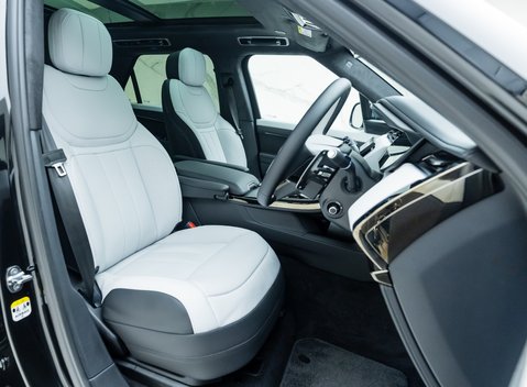 Land Rover Range Rover Sport P400 Autobiography 11