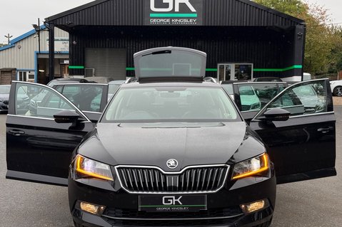 Skoda Superb SE L EXECUTIVE TDI - PANORAMIC SUNROOF  8