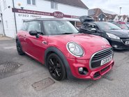 Mini Hatch COOPER 4