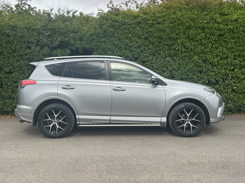 Toyota Rav4 2.0 D-4D Icon SUV 5dr Diesel Manual Euro 6 (s/s) (143 ps) 30