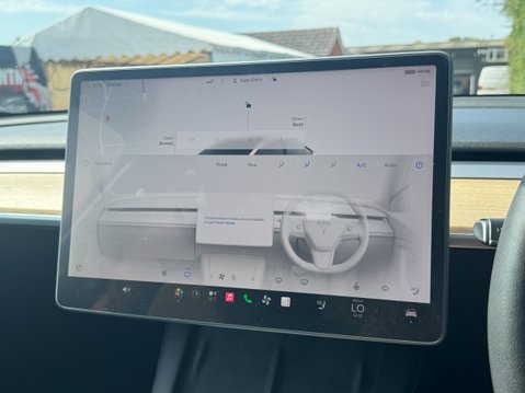 Tesla Model Y (Dual Motor) Long Range SUV 5dr Electric Auto 4WDE (384 bhp) 29