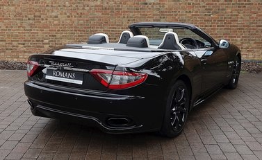 Maserati Grancabrio Sport 25