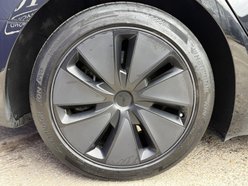 Tesla Model 3 Saloon 4dr Electric Auto RWD (208 ps) 15