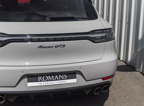 Porsche Macan GTS 28