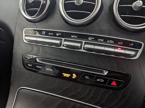 Mercedes-Benz GLC GLC 250 4MATIC AMG LINE PREMIUM 37