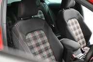Volkswagen Golf 2.0 Golf GTi Performance TSi 3dr 10