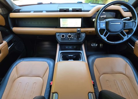 Land Rover Defender 3.0 Defender X MHEV Auto 4WD 5dr 10