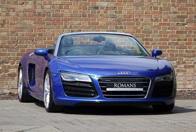 Audi R8 V10 Spyder